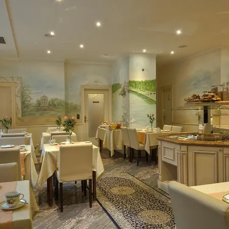 Condor Hotel Munich