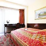 Condor 3*